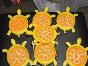 Vtg MCM 60s 70s Kitsch Miami 7 Turtle Coasters in Metal Caddy Yellow & Orange